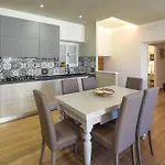 2 Bedroom Awesome In * 斯蒂亚