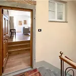 2 Bedroom Awesome In 斯蒂亚