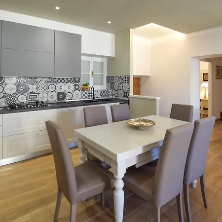 2 Bedroom Awesome In * Stia